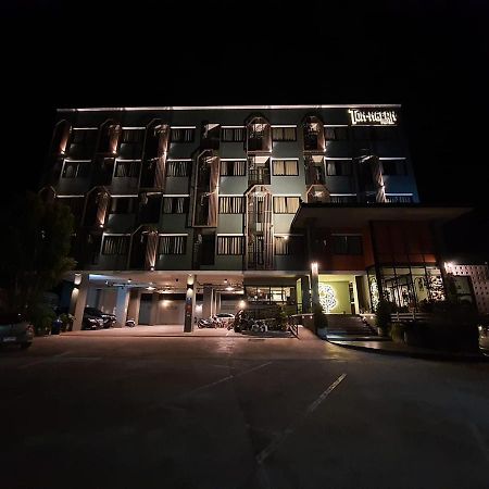 โรงแรมต้นเงิน Khon Kaen Buitenkant foto