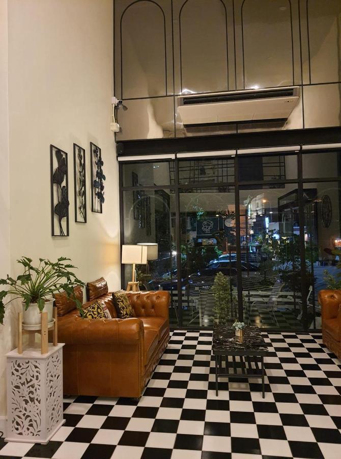 โรงแรมต้นเงิน Khon Kaen Buitenkant foto